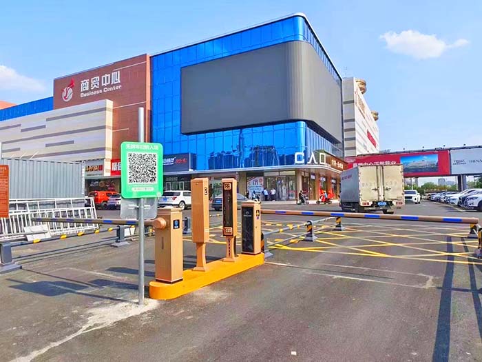 商业区智能道闸